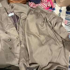 Casual Corner brown skirt suit set 14